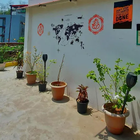 Hobbit House Hostel-3
